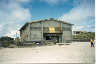 P00198 Chelsea Life Saving Clubhouse 1992