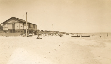 P00475 Edithvale Lifesaving Club c1940s