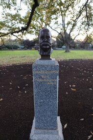 Artwork, other - Public Artwork, Wallace Anderson, George Houston Reid (Prime Ministers' Walk) by Wallace Anderson, c1940