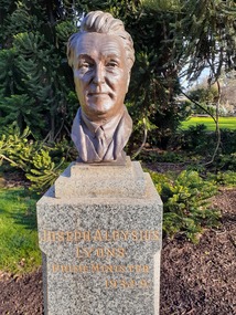 Artwork, other - Public Artwork, Wallace Anderson, Joseph Lyons (Prime Ministers' Walk) by Wallace Anderson, c1940