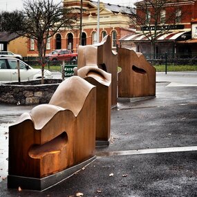 Artwork, other - Public Artwork, Cliff Burtt, Buninyong Bivium, 2016