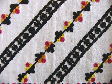 Romanian Embroidered Partial Sleeve 