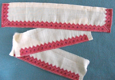 Serbian Embroidered Collar and Cuff Set