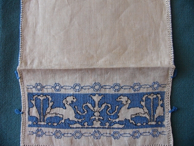 Accessory - Handkerchief sachet, Mid 20th century