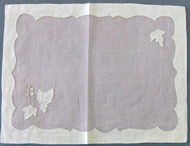 Cotton and Organdie Mat