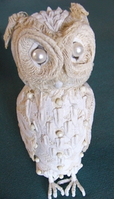 Textile - Owl, Miss Leslie Uren, 1960-80