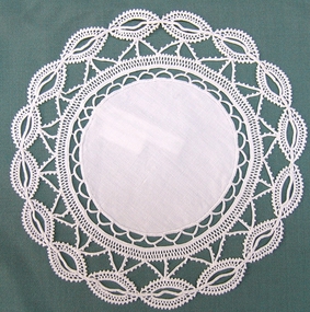Needle Lace Mat