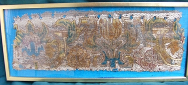 Textile - 17 th C Silk Embroidery Fragment, 17th century