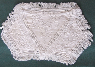 Textile - Mountmellick Sachet, Late 19th century
