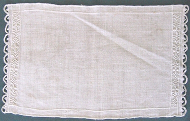 Textile - Mat, prior to 1982