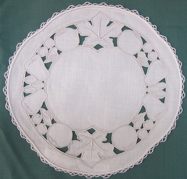 Cutwork Embroidered Mat
