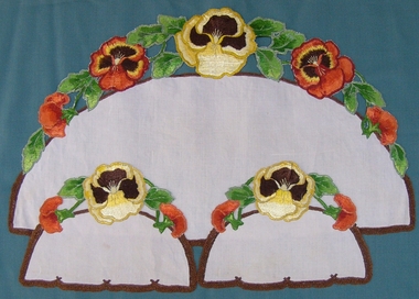 Textile - Dressing table set, 1910?