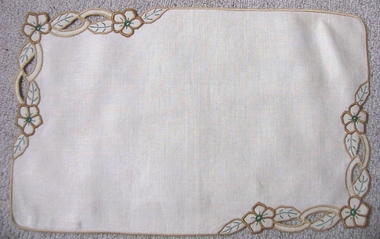 Textile - Brian McHenry Design Table Mat, Mr Brian McHenry, 1920-40