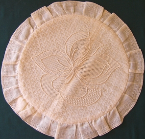 Textile - Cushion cover, Edna Wark, 1978