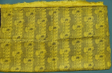 Clothing - Indian Silk Dupatta (Stole), c. 1960-80