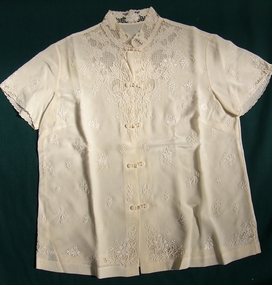 20th C Cream Embroidered Chinese Blouse