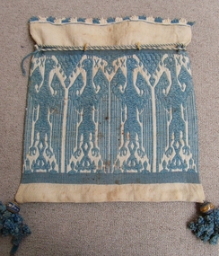 Perugia Italy Early 20 th C Woven Bag