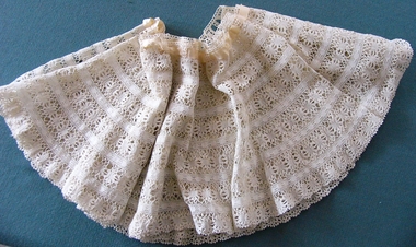 Textile - Circle of Tape Lace and Crochet, 1910-1920