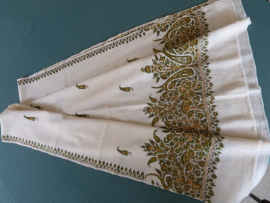 Clothing - Cream Kashmiri Shawl, 1970's