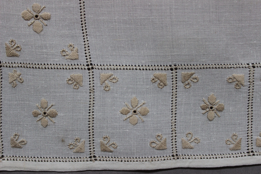 Linen Embroidered Place Mats