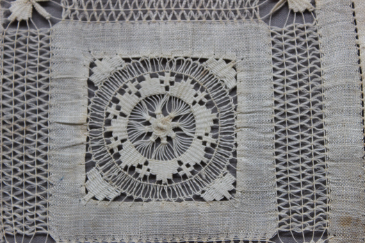 Pina Cloth Mats 