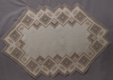 Textile - Mat, Mrs Rosemary Tonkin, 21st. century