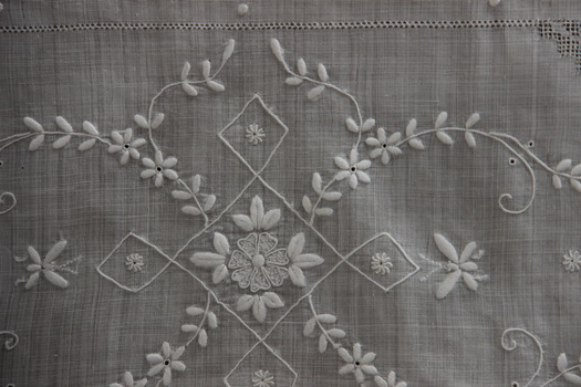 Embroidered Whitework Linen Mat