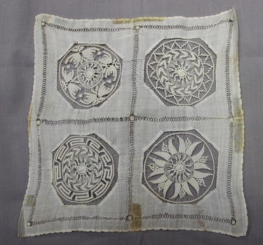 Sol Lace Handkerchief