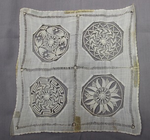 Sol Lace Handkerchief