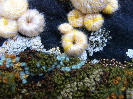 Cerative Embroidered Picture 'Gmelinite'