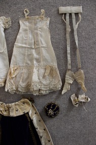 Clothing - Dolls Clothes, Queen Mary's Coronation Clothes, 1911
