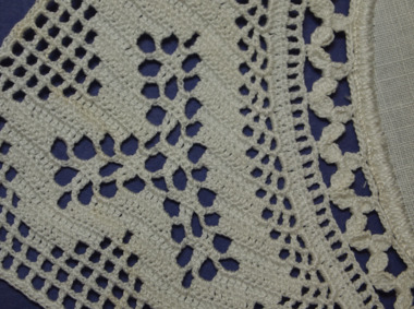 Textile - Seven-point doily, Mary Card, 1998