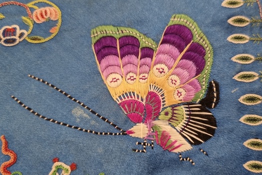 Chinese Silk Embroidered Cloud Collar "Yunjian"