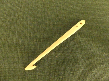Tool - Crochet Hook bone