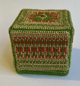 Container - Thimble box