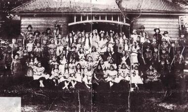 Photograph, 1913