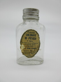 Container - Tablet bottle, Chlorate of Potash
