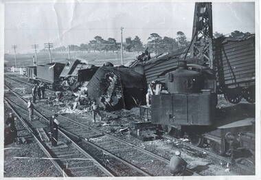 Photograph, Rail accident, 1952