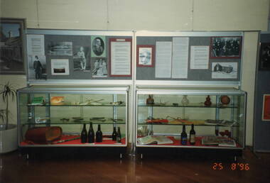 Photograph, Sunbury & District Heritage Association, Vineyards Exhibition, August 1996