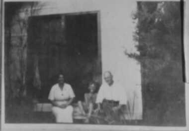000050 - Photograph - 1938 Inverloch - Ayr's Creek Bathing Box - Lydia Howsam, GN Howsam, LG Howsam