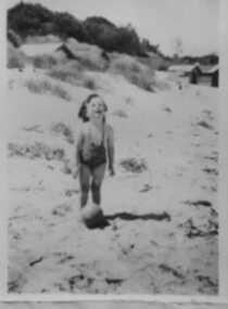 000065 - Photograph - Jill Hollins Bathing Boxes - 1947 - M Rixon