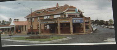 000082 - Photograph - Esplanade Hotel and Muir's Milk Bar & Coffee Shop, Inverloch - circa 1990  - R Young