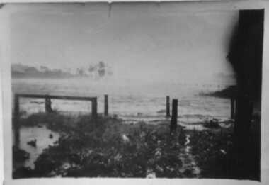 000250 - Photograph - 1934 Dec - Pound Creek - tidal floods - pig paddock - Henderson property - E Henderson