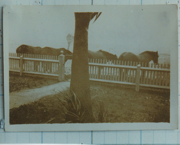 000236 - Photograph - 1934 Dec - Pound Creek - Henderson property - floods at front gate and horses - E Henderson