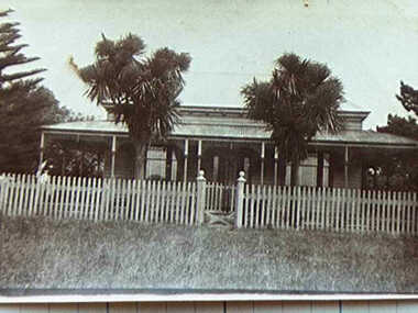 000256 - Photograph - Pound Creek - Henderson house - old house - E Henderson