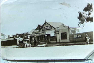 000463 Photograph - circa 1930 - Holmes store - Inverloch - From Betty Pink