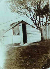 000544 - Photograph - Whiter's Caravan Park before 2nd War - C Newton