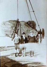 000558 - Photograph - Inverloch - Giant Fish - Pier and Crane - Jacobson, Les James, Reg Jordon - Les James
