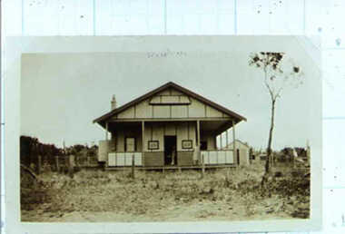 000572 Photograph - High St, Inverloch - Possibly Gordon Jacobson's first home - Ray Irving