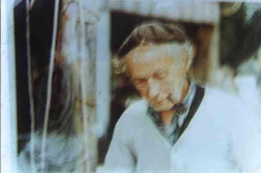 000120 - Photograph - Bill Young as deckhand - 1980 - from Bob Young